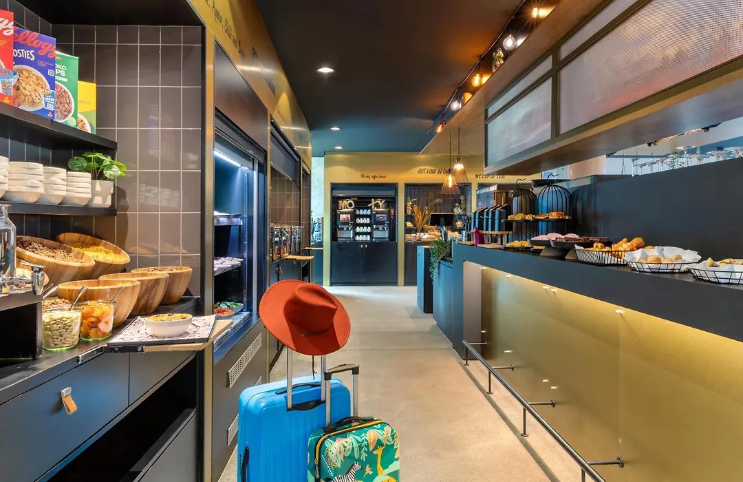 Moxy Hamburg Altona-1