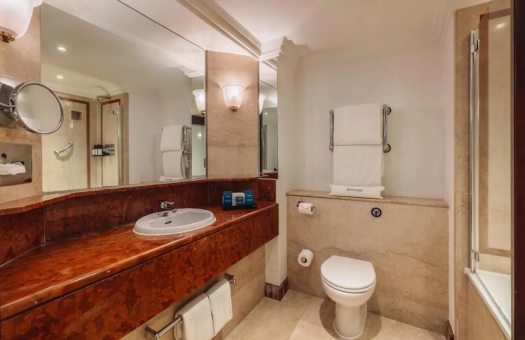 Radisson Blu Hotel, London Leicester Square-1