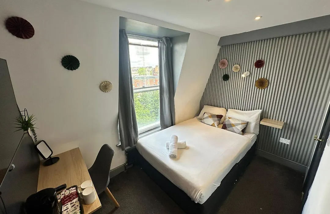 Amsterdam Hotel-1