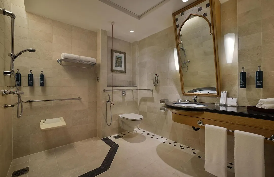 Hilton Muscat Al Bandar-1