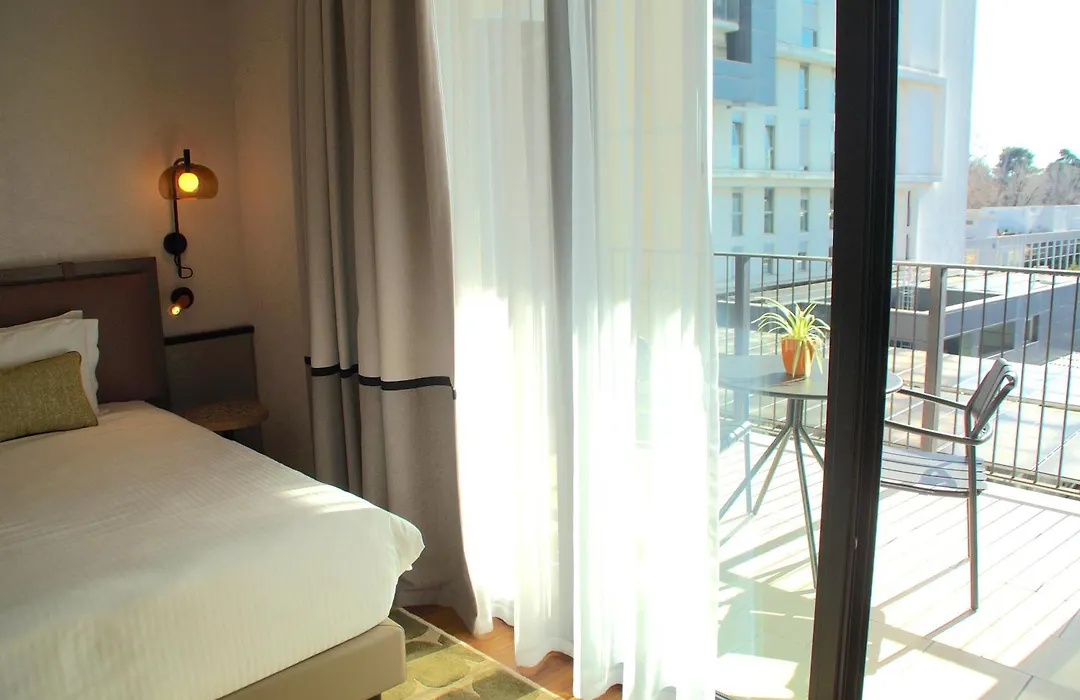 Ramada Plaza By Wyndham Milano-1