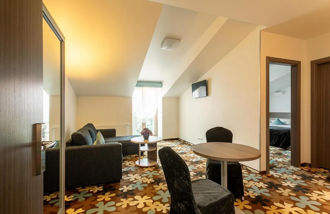 Algiro Hotel-1