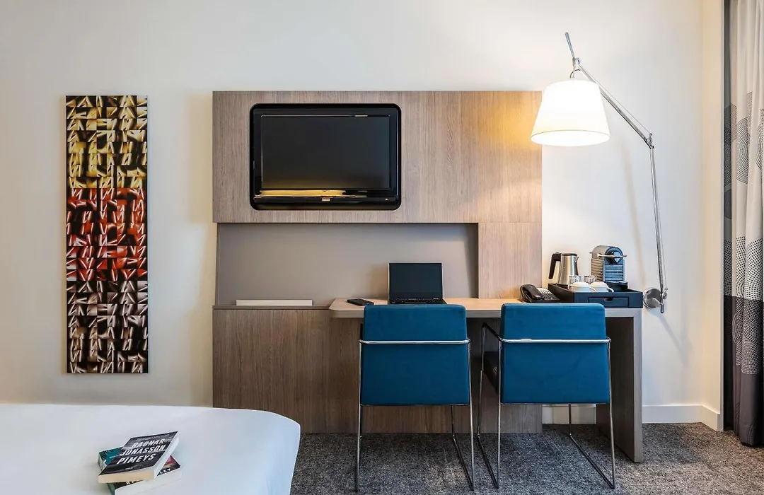 Novotel Brussels City Centre-1