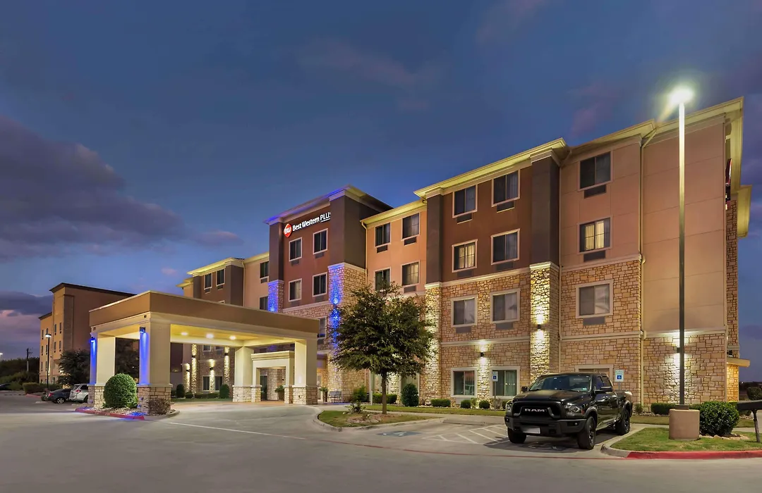 Best Western Plus Buda Austin Inn & Suites-1