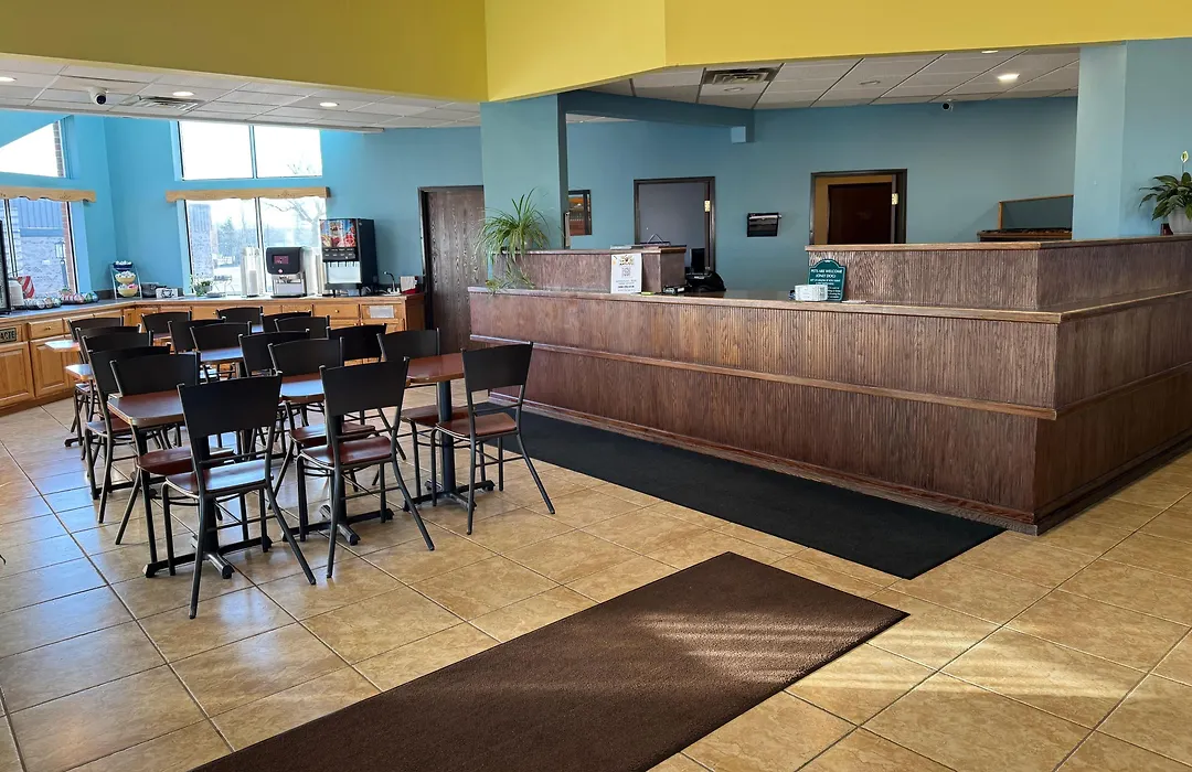 Days Inn By Wyndham Sault Ste Marie Mi-1