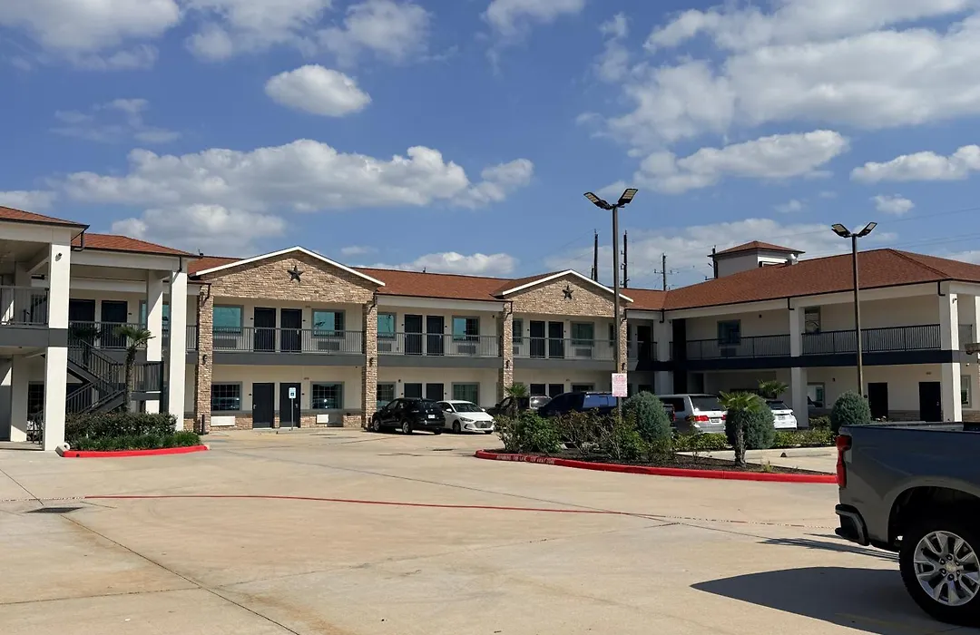 Scottish Inn & Suites - Iah Airport-1