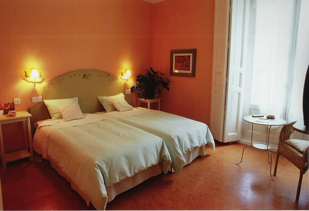 Hostal Fornos-1