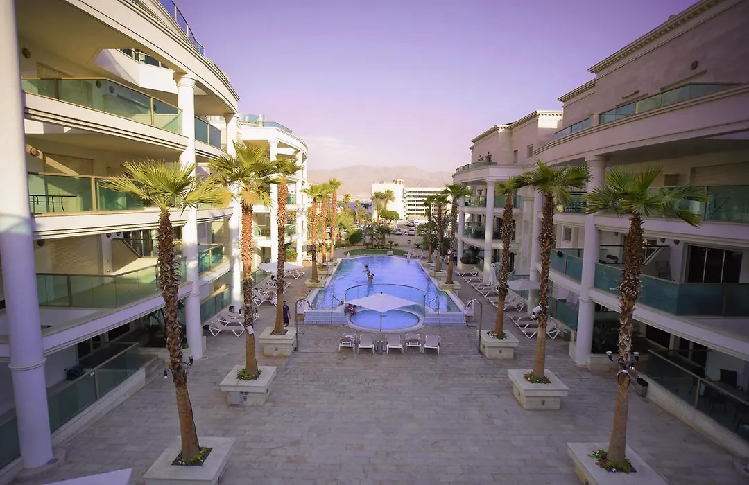 City Resort Palmore-1