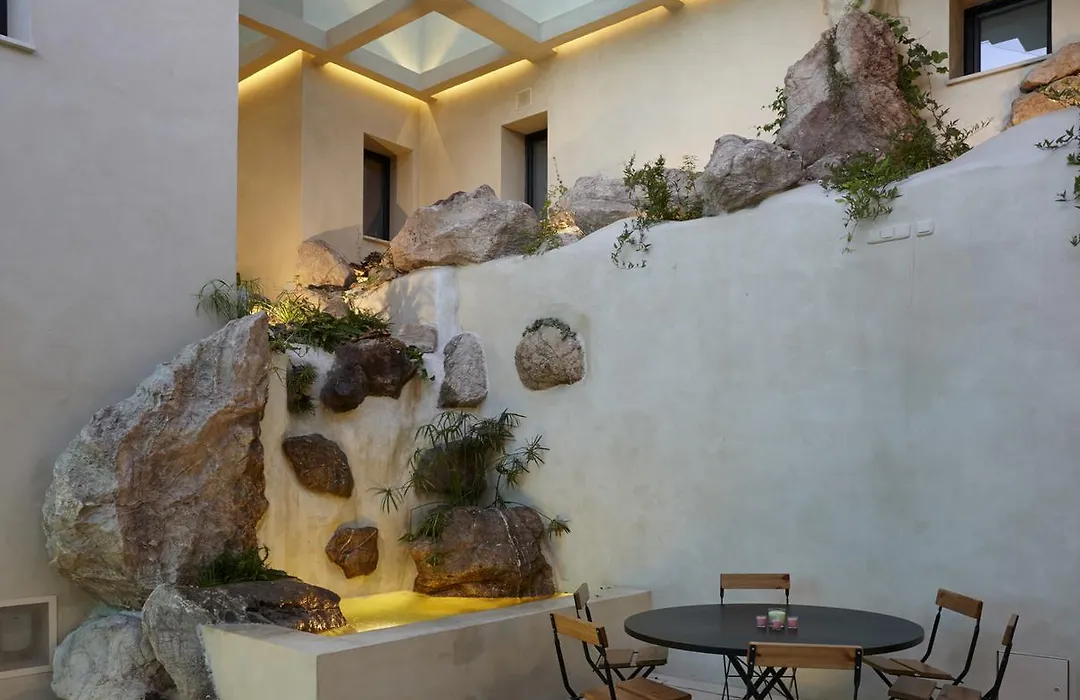 Hotel Galería Essentia-1
