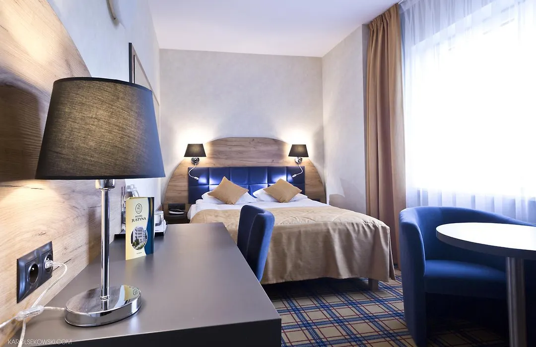 Hotel Justyna-1