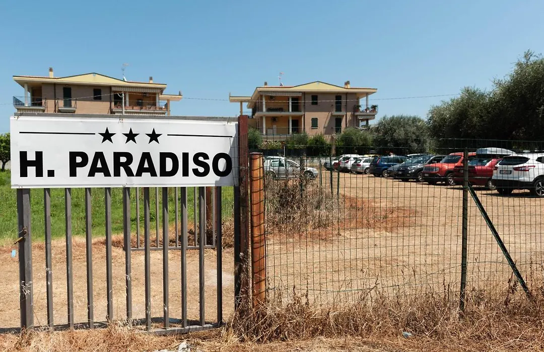 Hotel Paradiso-1