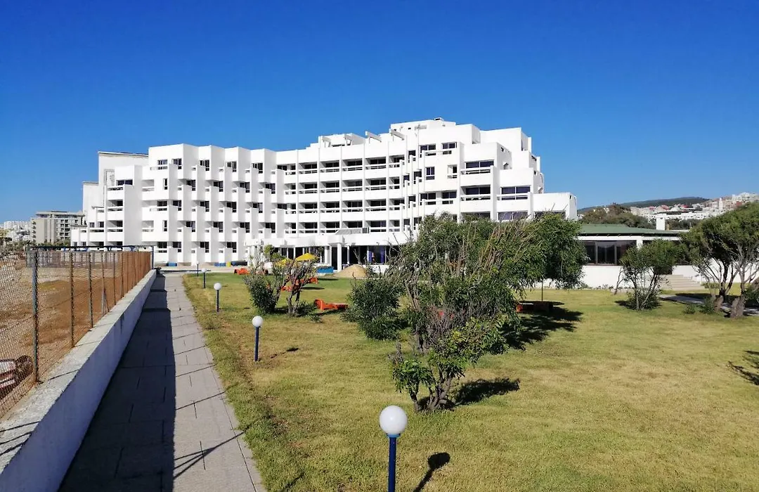 Umh Tarik Hotel-1