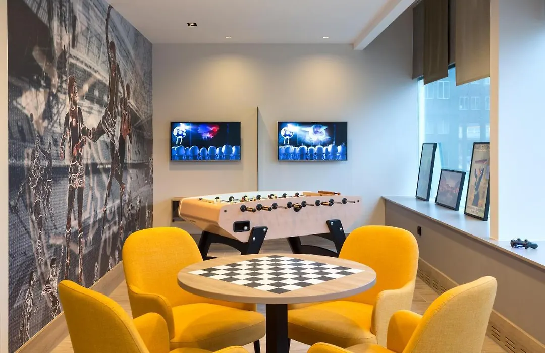 Holiday Inn Amsterdam-1
