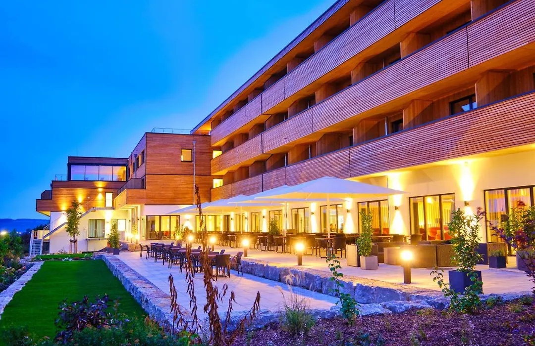 Sonnenhotel Weingut Römmert-1