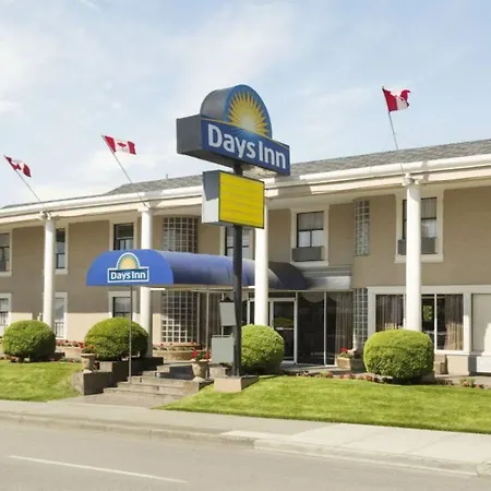 Days Inn By Wyndham Vancouver Metro-3