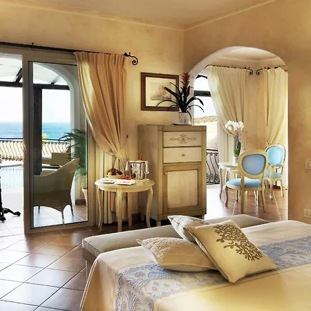 Colonna Resort, A Colonna Luxury Beach Hotel, Porto Cervo-2