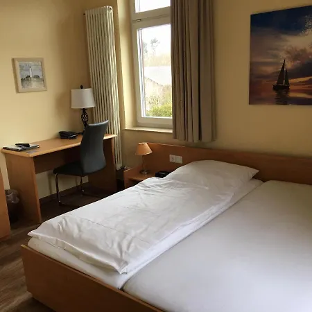 Hotel Kieler Förde-2