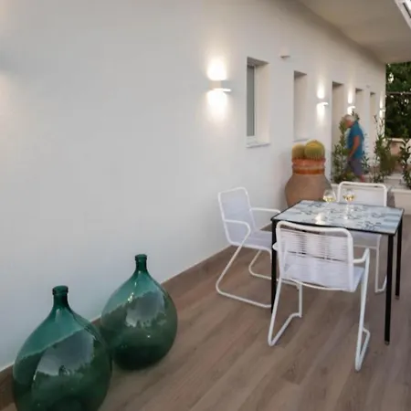 La Sirena Rooms-2