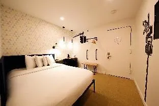 Doxie Hotel-2