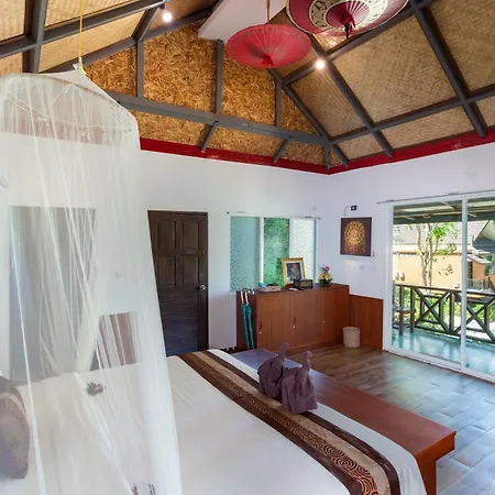 Phi Phi Long Beach Resort & Villa-3