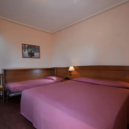 Hotel Siena-3