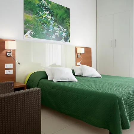 Hotel President-3