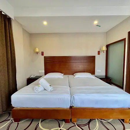 Fan Holiday Hotel-3