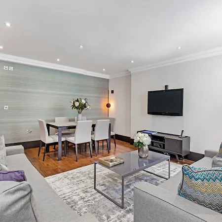 130 Queen'S Gate Apartments-3