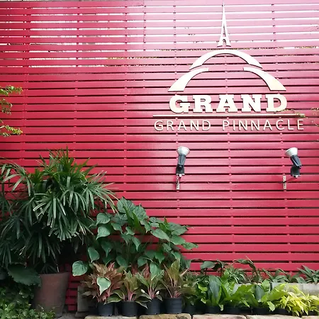 Grand Pinnacle-2