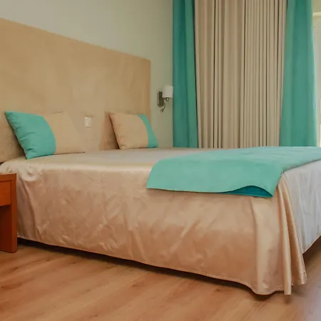 Hotel Baía De Monte Gordo-3