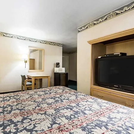 Rodeway Inn Monterey Near Fairgrounds-2