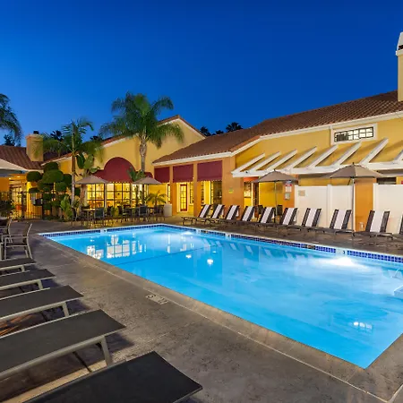 Clementine Hotel & Suites Anaheim-3