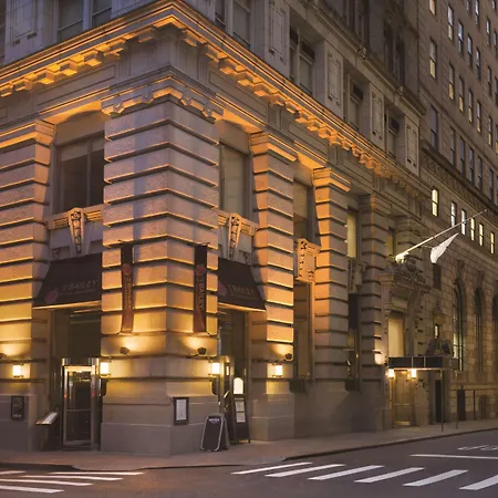 Radisson Hotel New York Wall Street-3