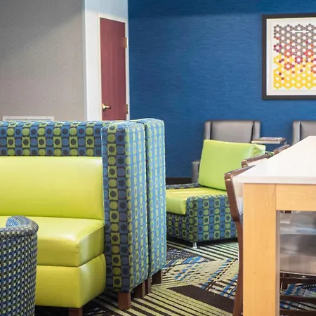 Holiday Inn Express & Suites Charlotte-Concord-I-85 By Ihg-2