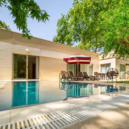 Fashiontv Luxe Resort-2
