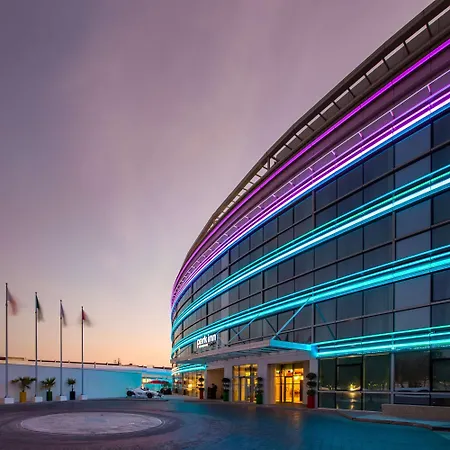 Park Inn By Radisson Dubai Motor City-2