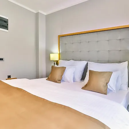 Hotel Lusso Mare By Aycon-3