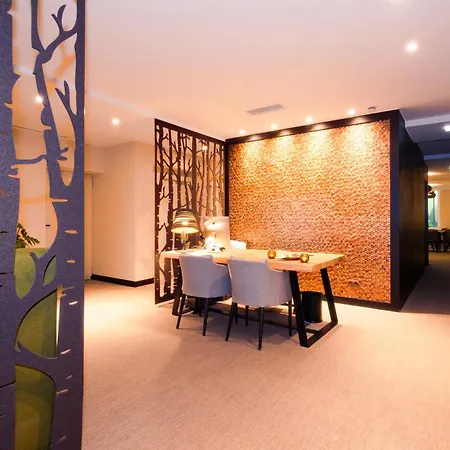 Omid Boutique (Adults Only)-3