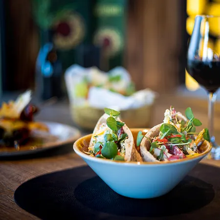 Fletcher Hotel-Restaurant ByZoo Emmen-2