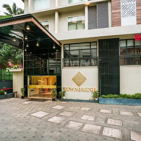 Townbridge Hotels & Suites-3