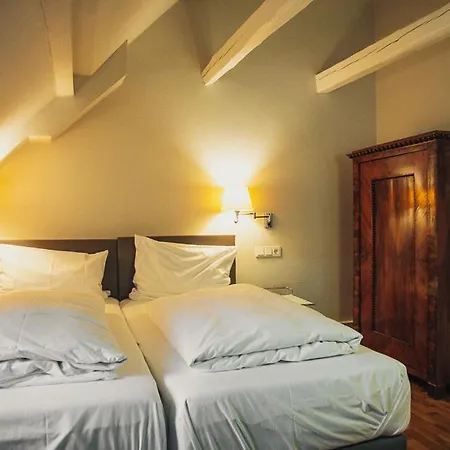 Weinhotel Eltvinum-2