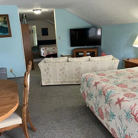 Lighthouse Inn-2