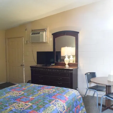 Imperial Motel-2