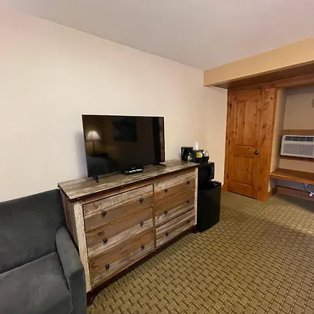 Silver Moon Inn-2