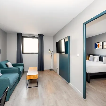 Staycity Aparthotels Centre Vieux Port-2