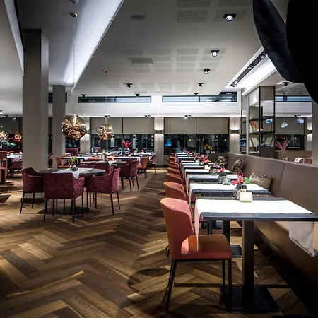 Van der Valk Hotel Enschede-2