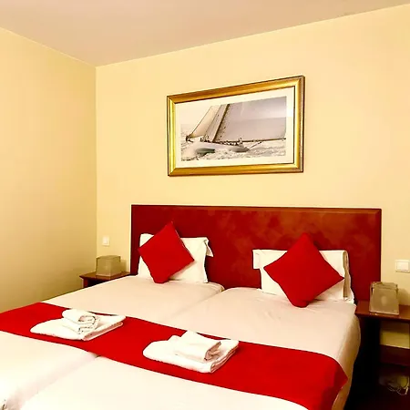 Hotel Bellevue Montmartre-3