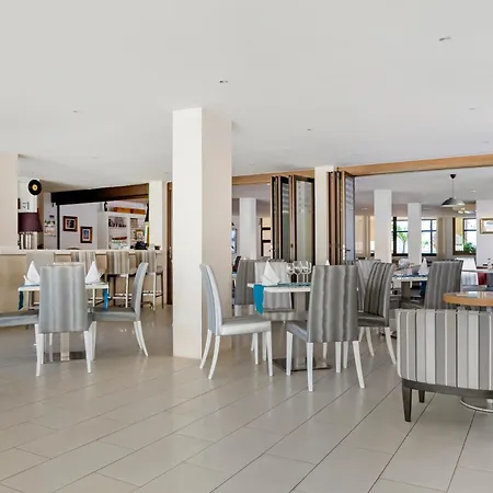 Royal Sunset Beach Club-2