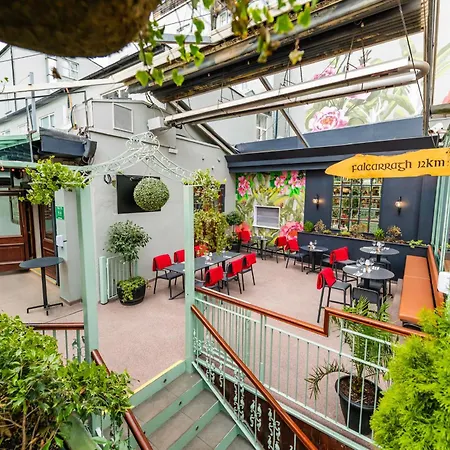 Harcourt Hotel-2