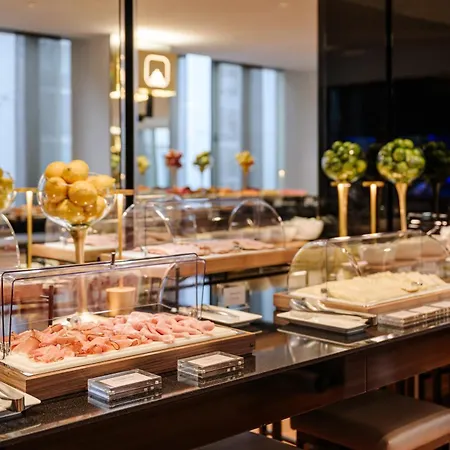 Hotel The Square Milano Duomo - Preferred Hotels & Resorts-2